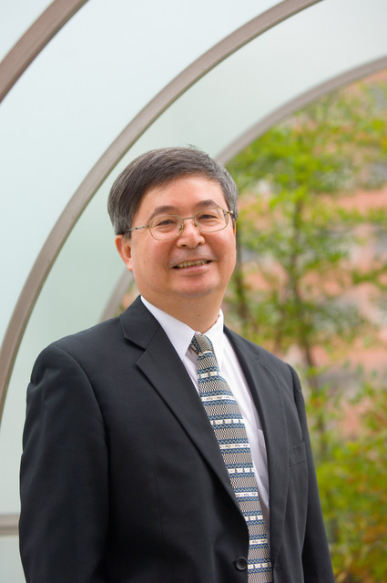 史带楼501教室 主持人:复旦大学管理学院财务金融系主任 孙谦