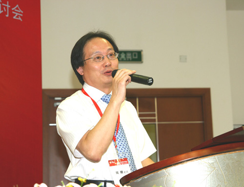 我院副院长周健,党委副书记叶耀华,顾问吴立鹏,统计