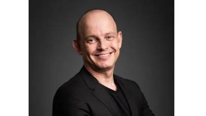 Simon profile pic.jpg