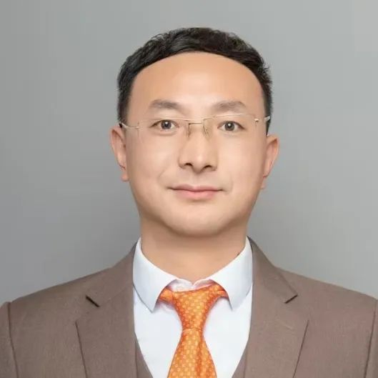 严吉德.jpg